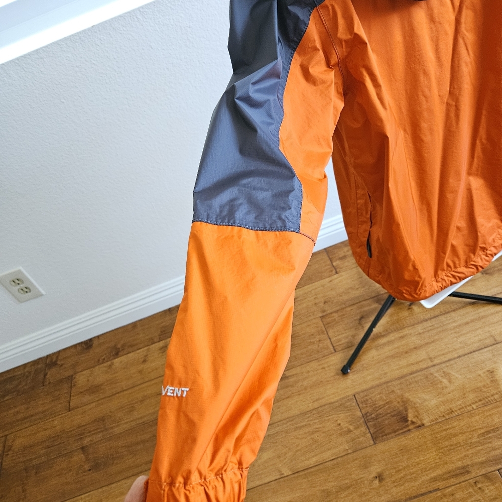 The North Face Kids' L/G Waterproof Jacket - Picture 5 of 12